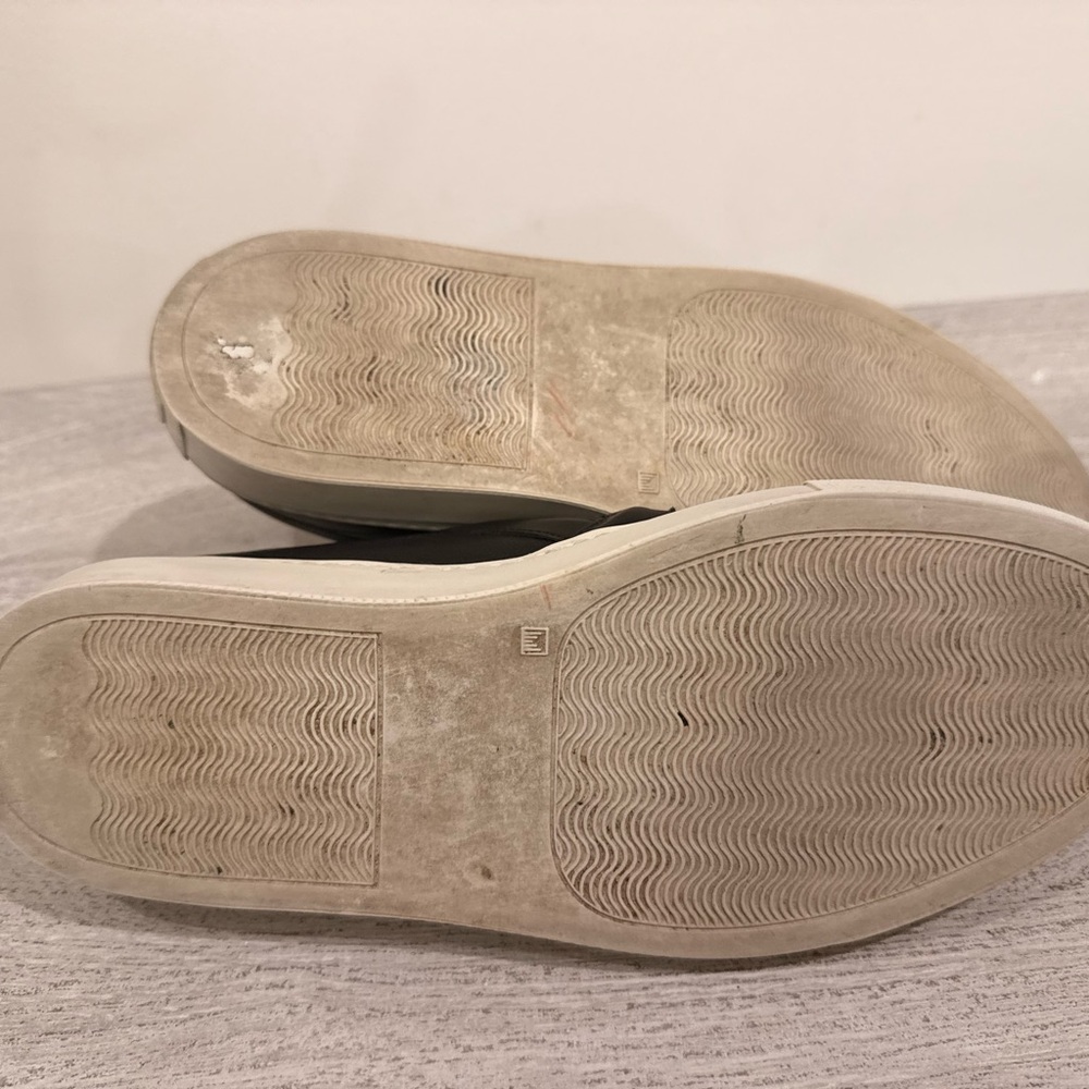 Givenchy Rotweiller Black Slip-Ons - Picture 6 of 6